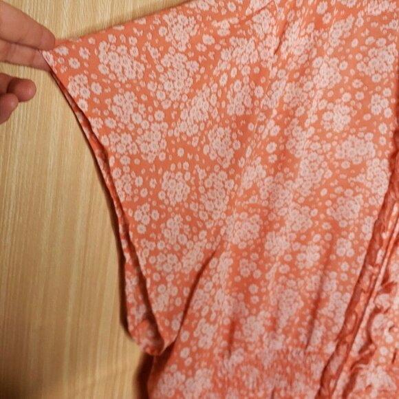 Torrid Womens Orange White Short Sleeve Floral Blouse 6X - Picture 5 of 8